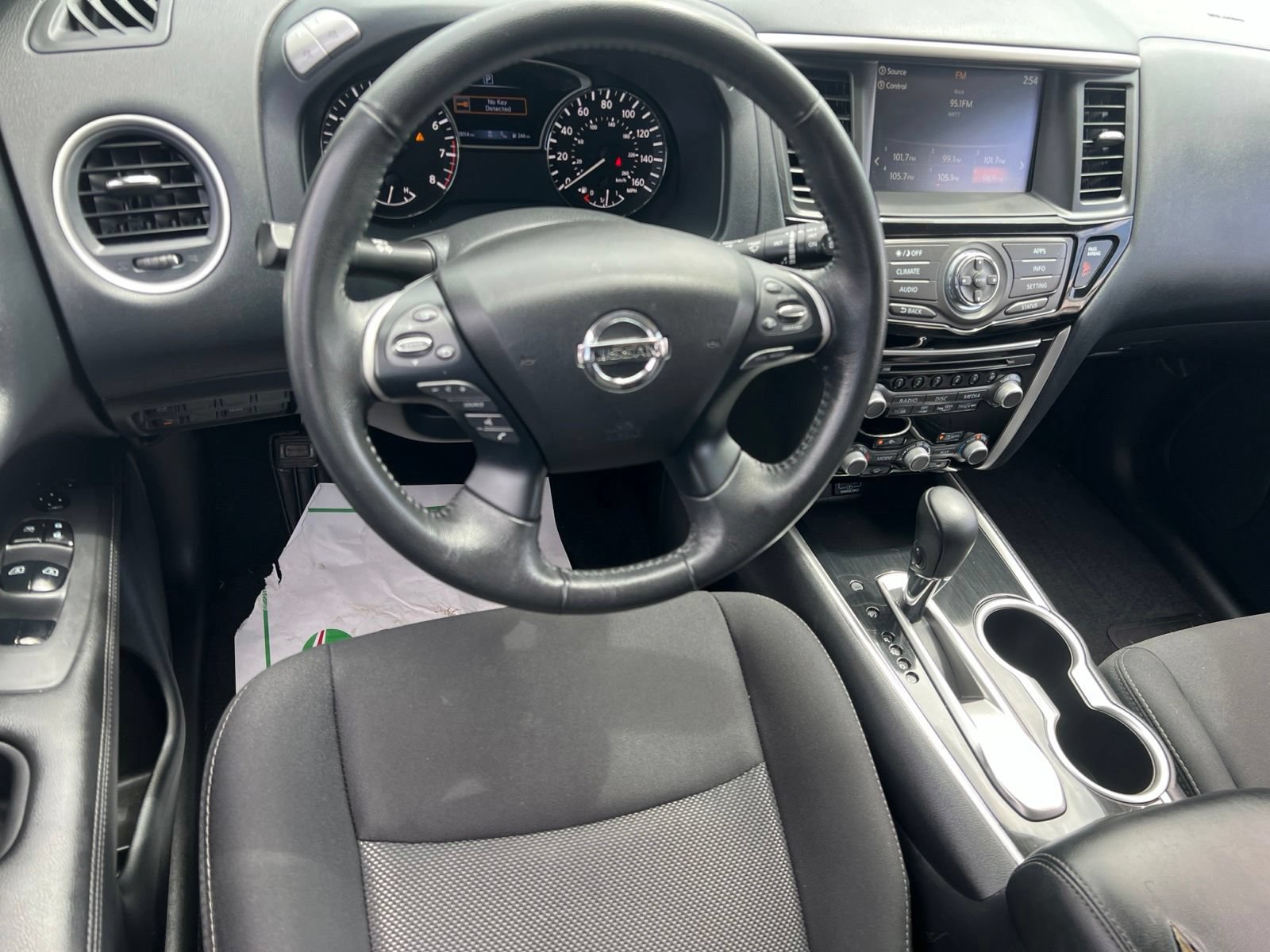 Used 2020 Nissan Pathfinder SV FWD image 36
