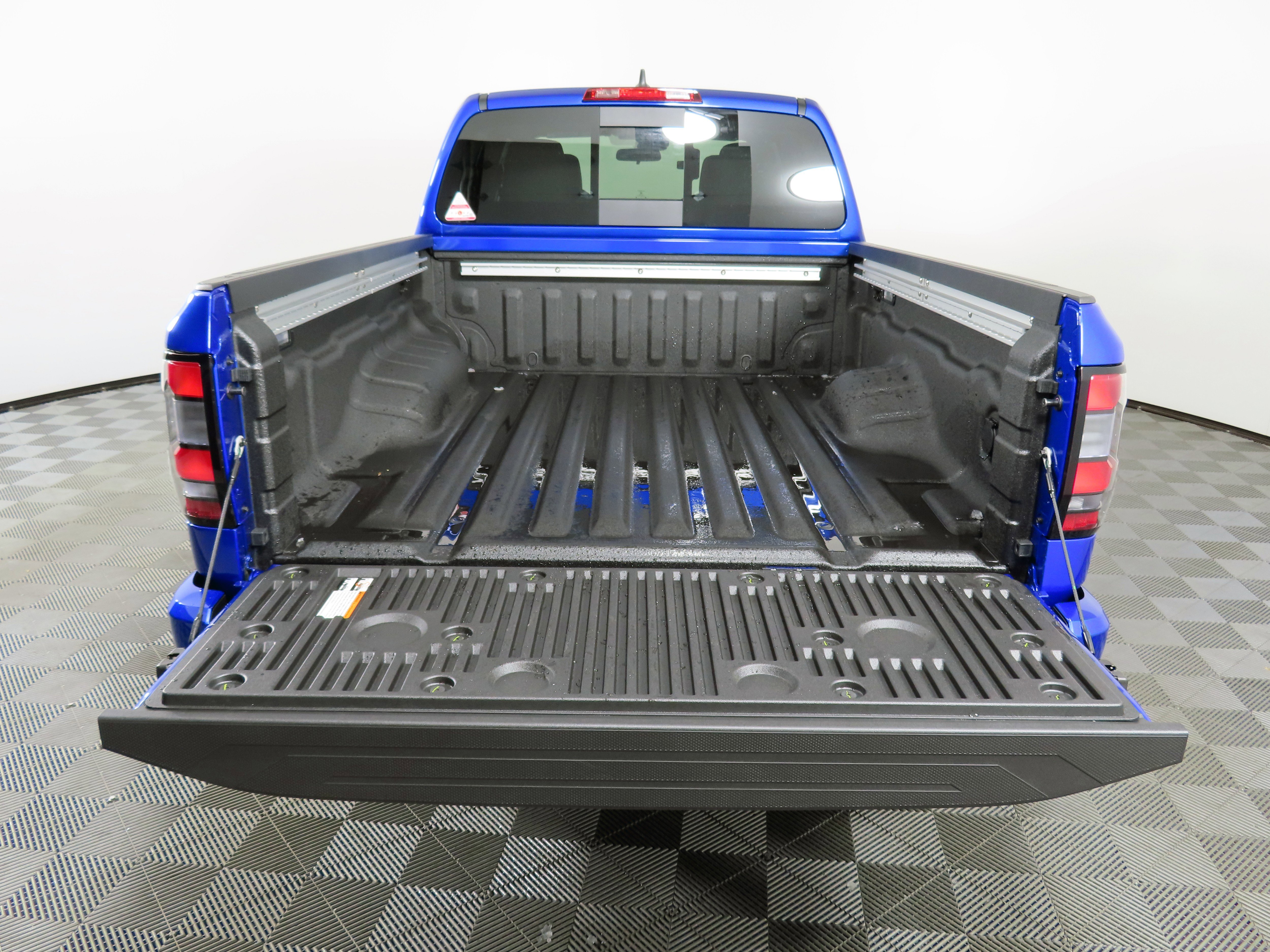 New 2026 Nissan Frontier SV w/ SV Convenience Package image 11