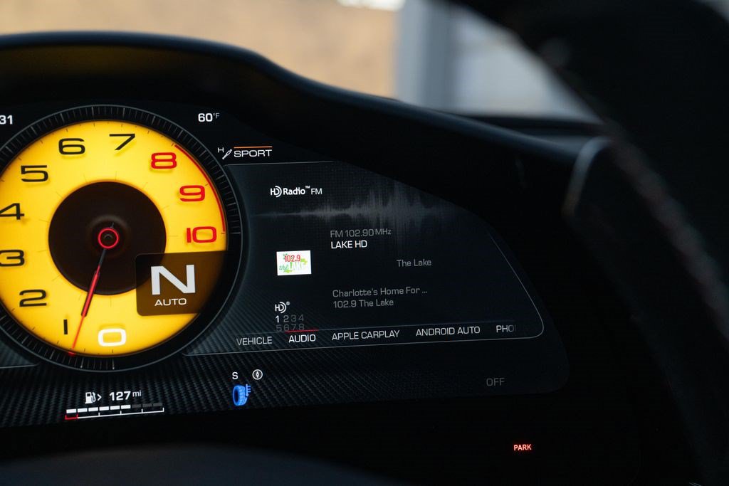 Used 2025 Ferrari Purosangue AWD/4WD image 37