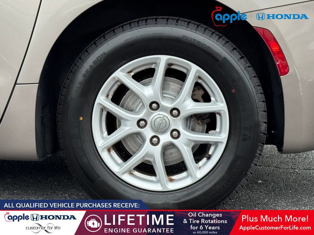 Used 2017 Chrysler Pacifica Touring FWD image 6