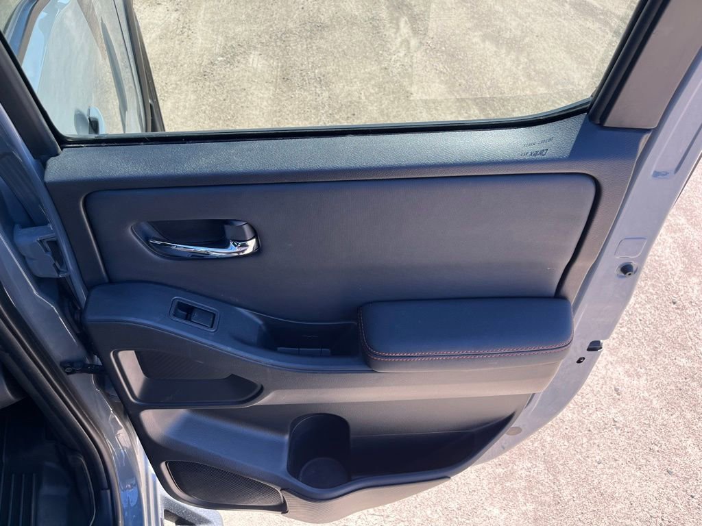 Used 2023 Nissan Frontier PRO-4X w/ Pro-4X Premium Package image 27