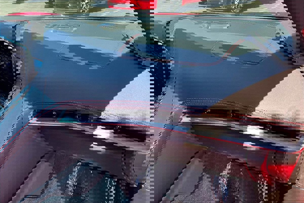 Used 2023 Chevrolet Corvette Stingray Coupe w/ Z51 Performance Package image 6