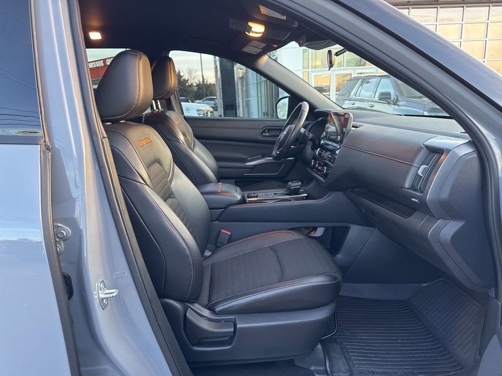 Used 2023 Nissan Pathfinder Rock Creek image 19