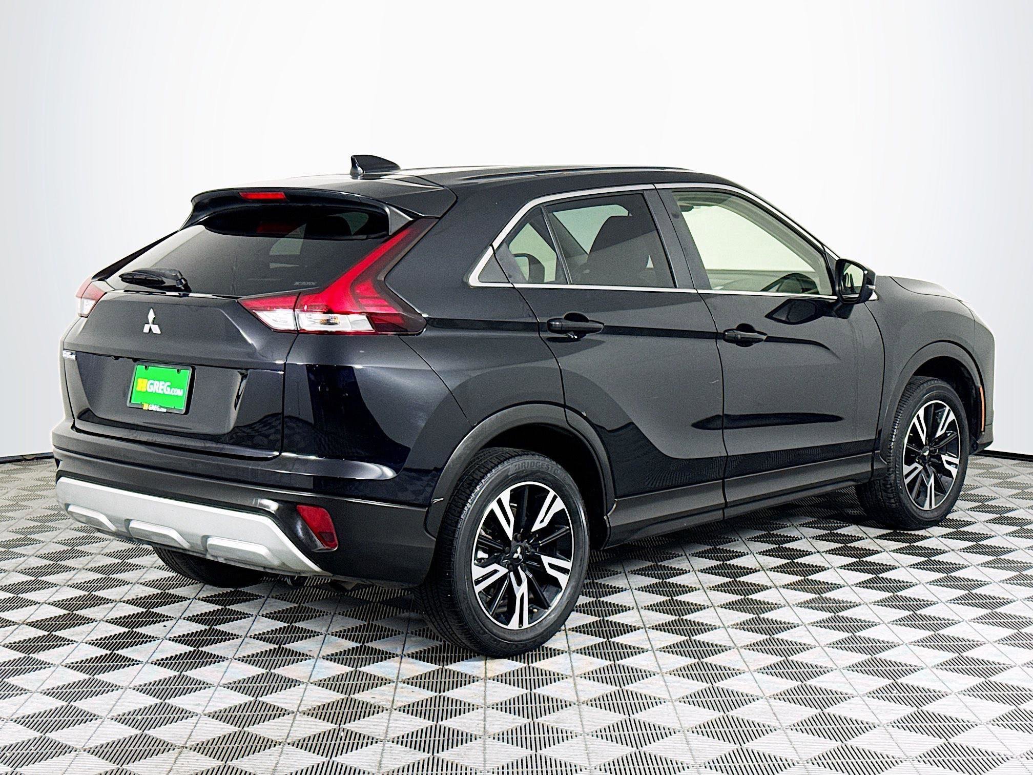 Used 2023 Mitsubishi Eclipse Cross SE image 10