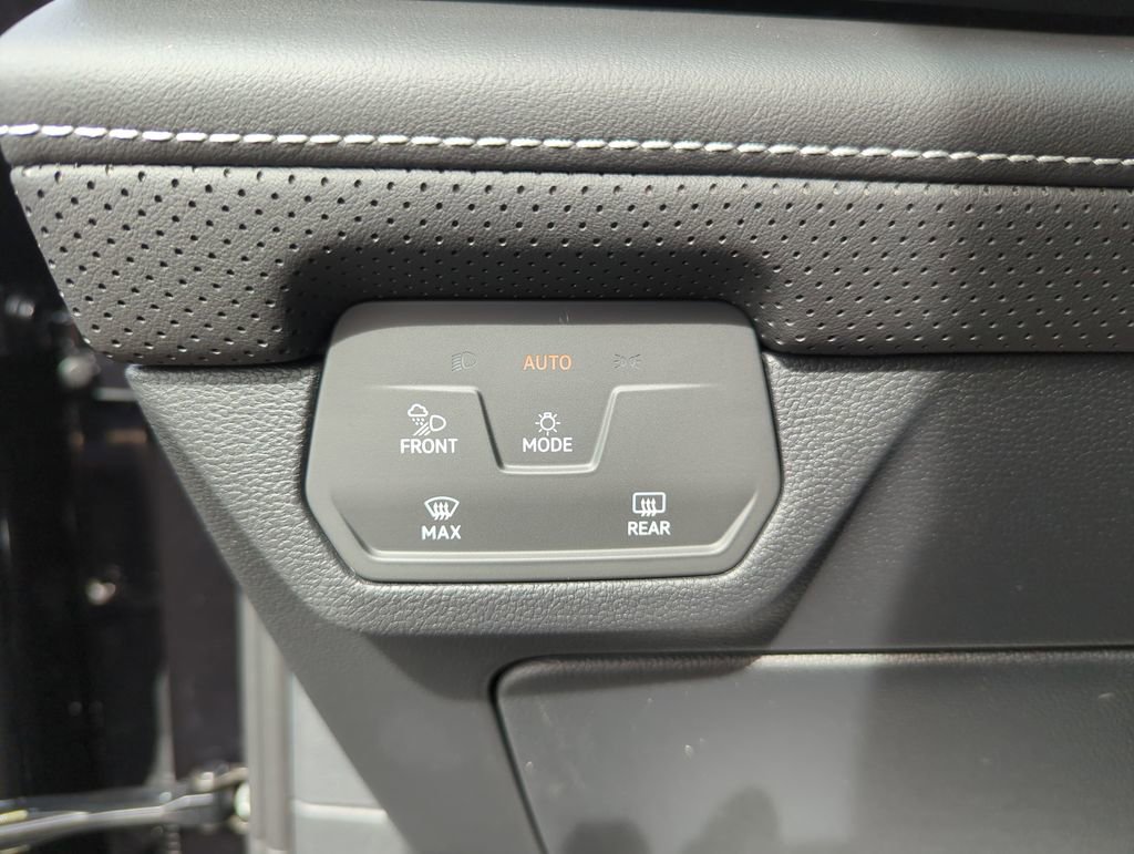 New 2026 Volkswagen Atlas SE image 41