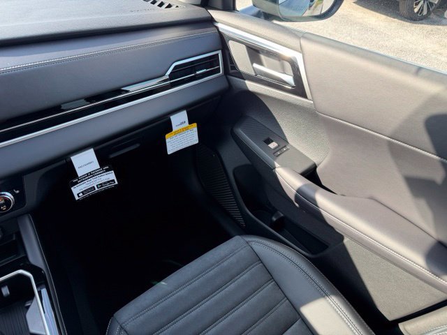 New 2026 Mitsubishi Outlander SE FWD image 20