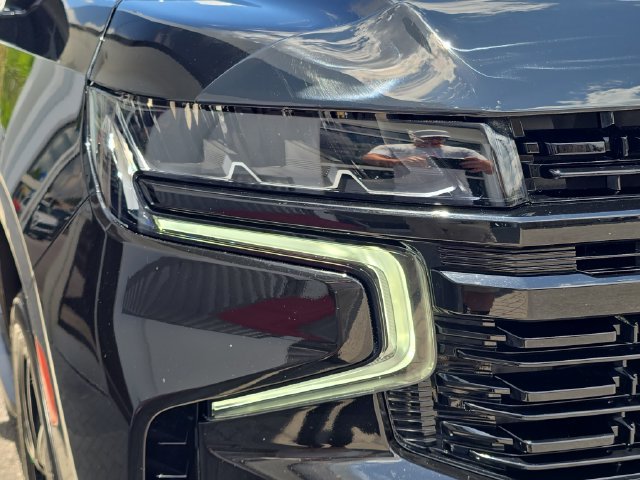 Certified 2024 Chevrolet Suburban RST RWD image 11