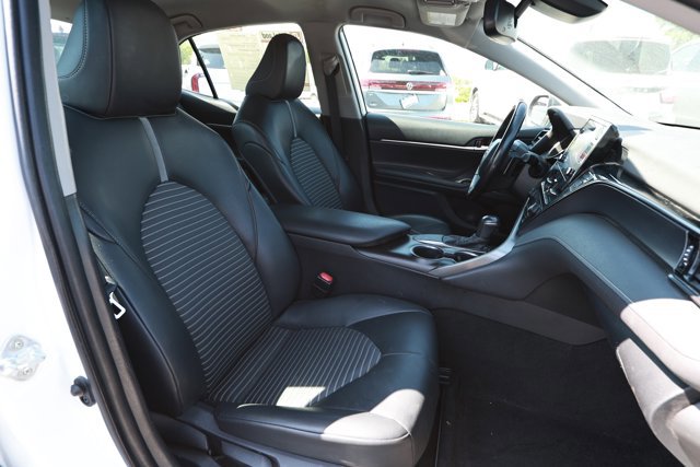 Used 2021 Toyota Camry SE w/ Convenience Package FWD image 26