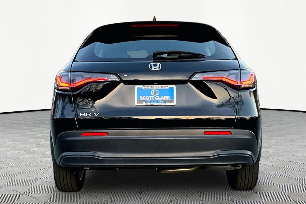 Used 2025 Honda HR-V LX image 7