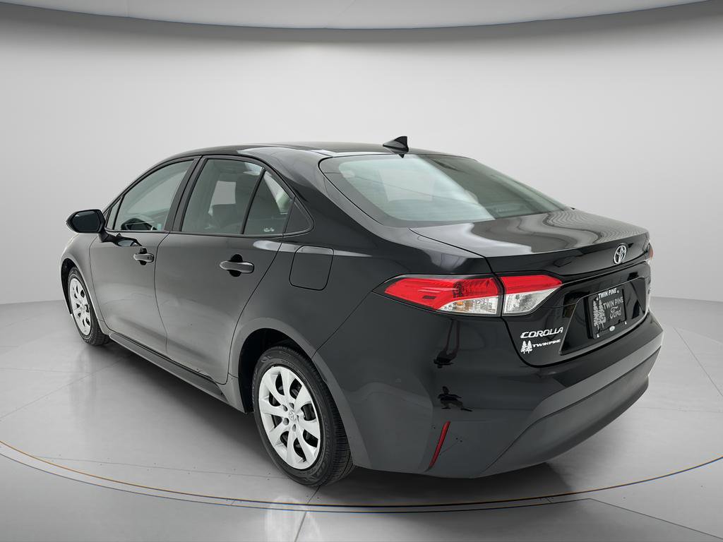 Used 2025 Toyota Corolla LE FWD image 7