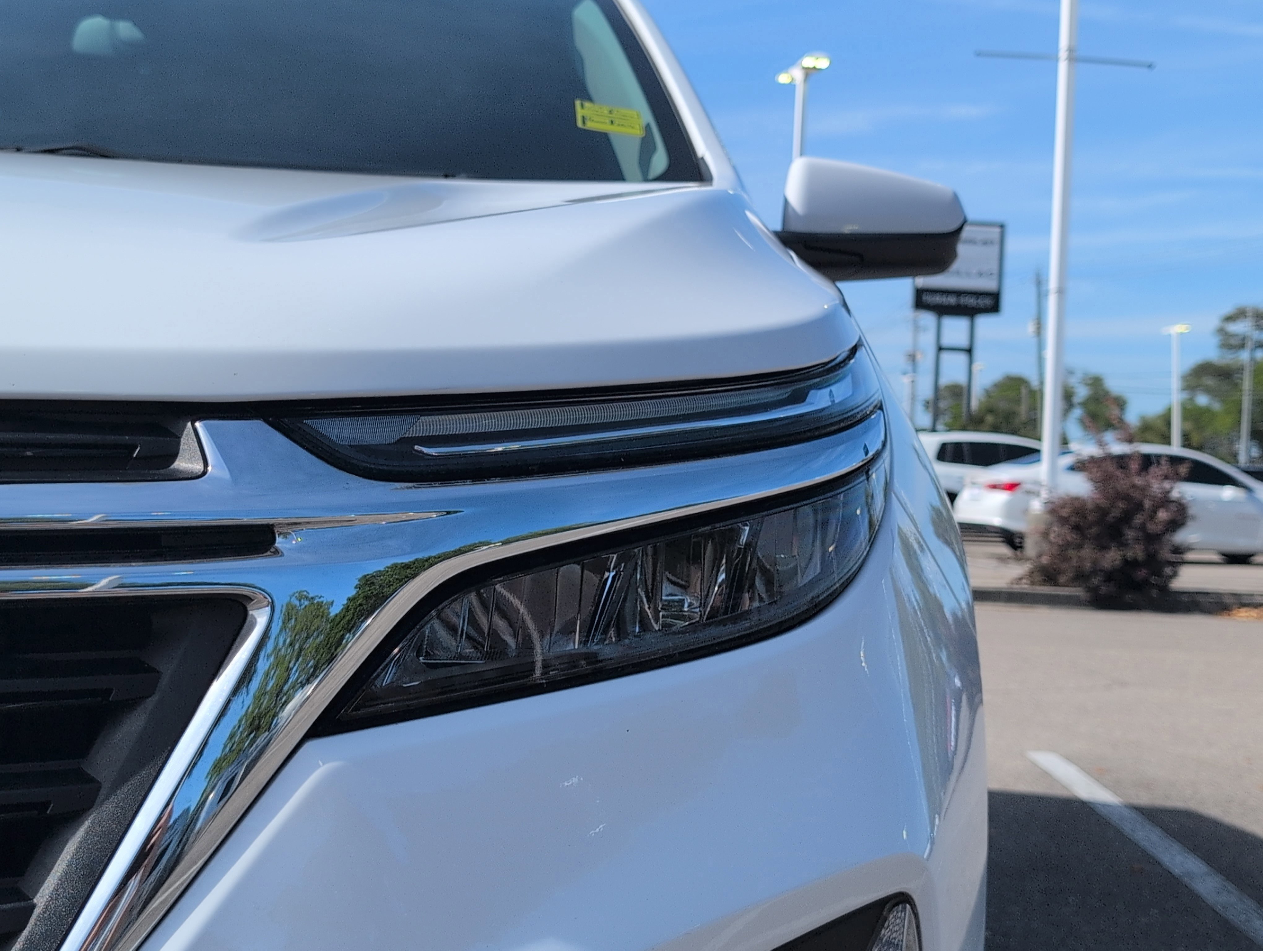 Certified 2024 Chevrolet Equinox LT FWD image 12