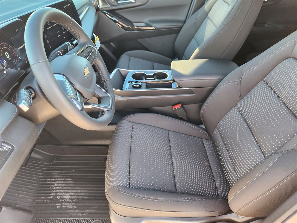 New 2026 Chevrolet Equinox LT w/ LPO, Floor Liner Package image 9