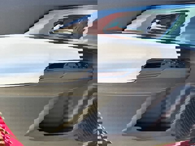 New 2025 Chevrolet Equinox EV LT image 10