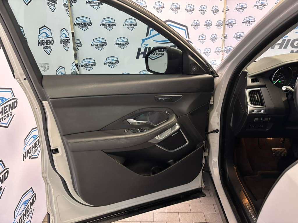 Used 2019 Jaguar E-PACE S AWD/4WD image 12