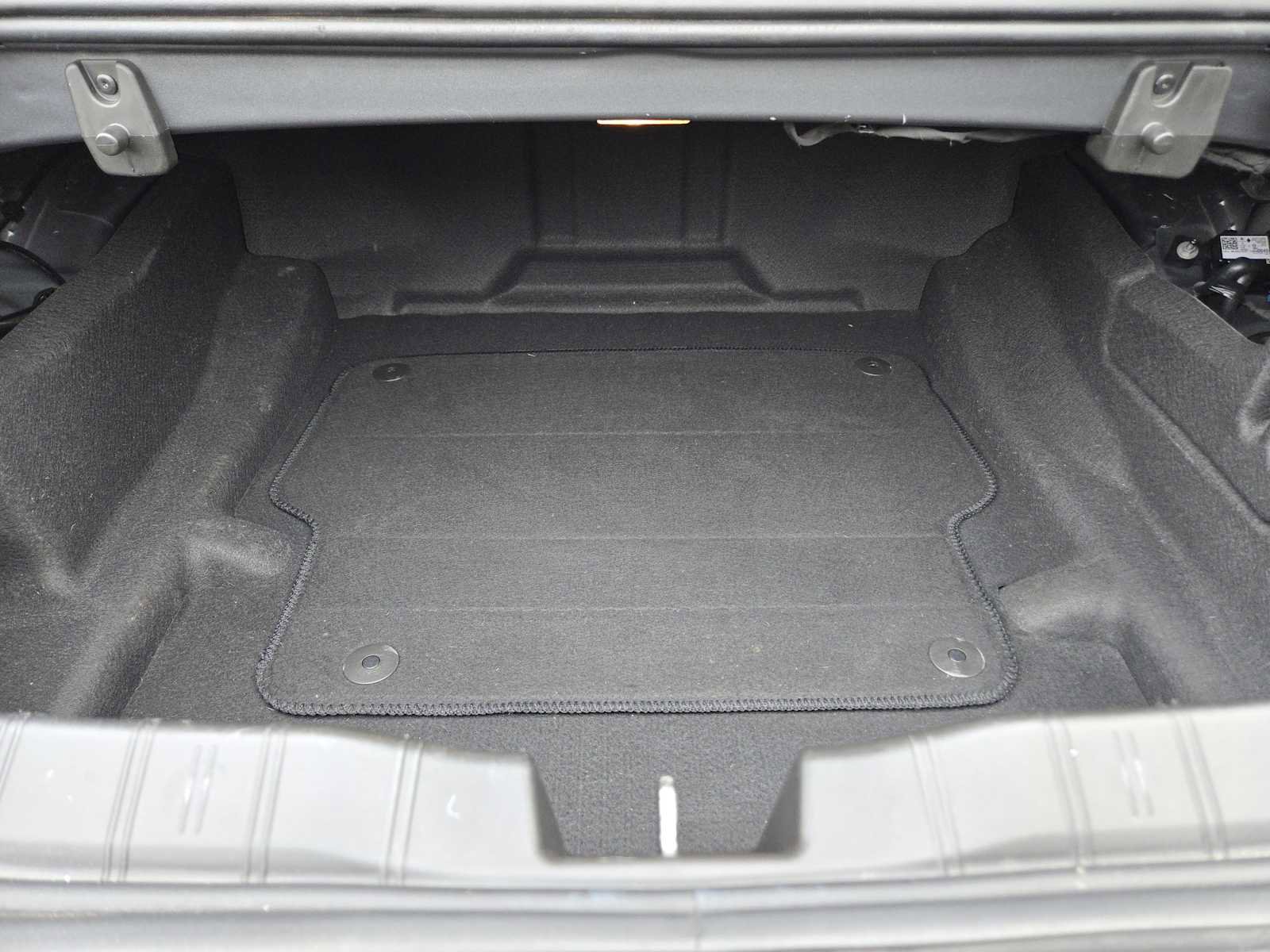 Used 2021 Chevrolet Camaro LT w/ RS Package image 30