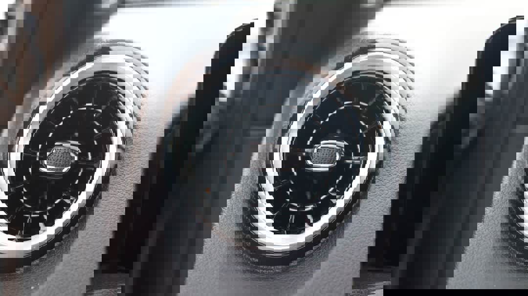 Certified 2022 Mercedes-Benz GLB 250 4MATIC w/ Premium Package Lite image 37