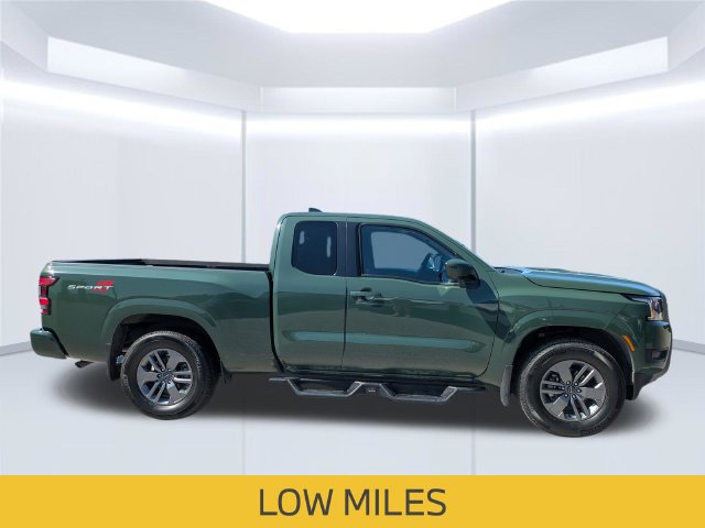 Used 2025 Nissan Frontier SV RWD image 8