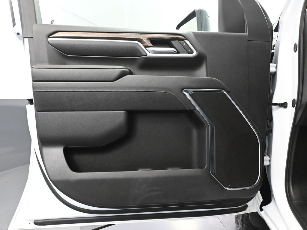 Used 2024 GMC Sierra 3500 SLE w/ SLE Convenience Package image 21