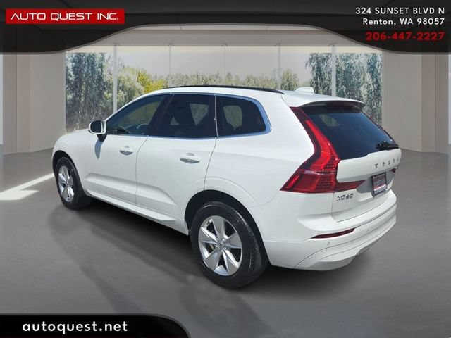 Used 2022 Volvo XC60 B5 Momentum AWD/4WD image 7
