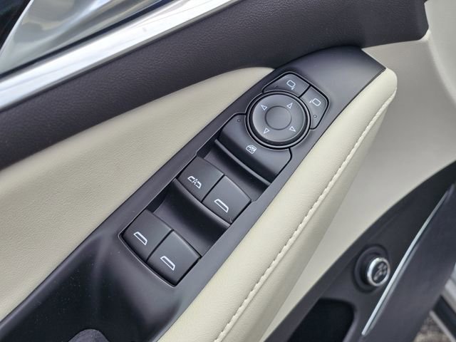 Used 2022 Buick Enclave Essence w/ Trailering Package, 5000 lbs. image 11