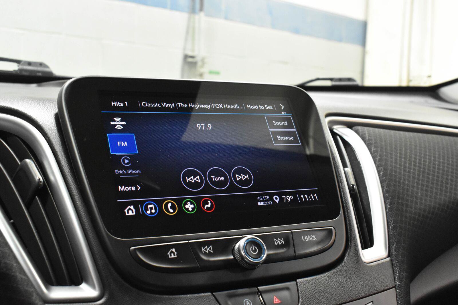 Used 2024 Chevrolet Malibu LT FWD image 14