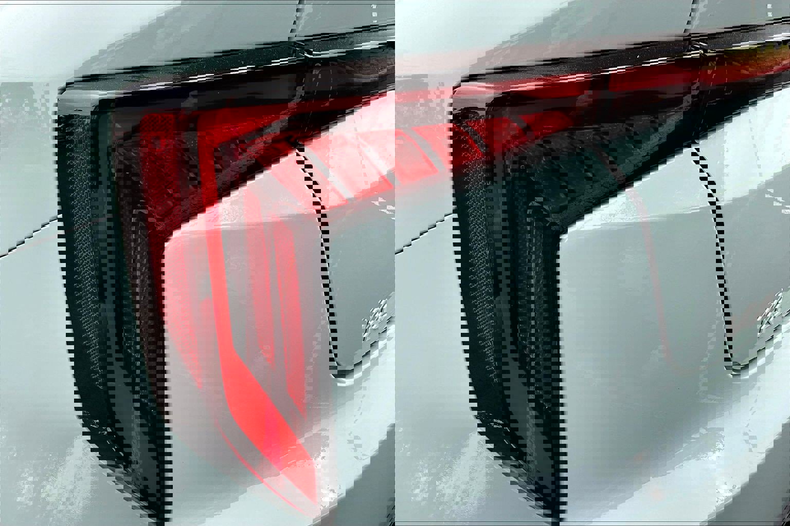 Used 2025 Kia K4 GT-Line w/ GT-Line Premium Package FWD image 23