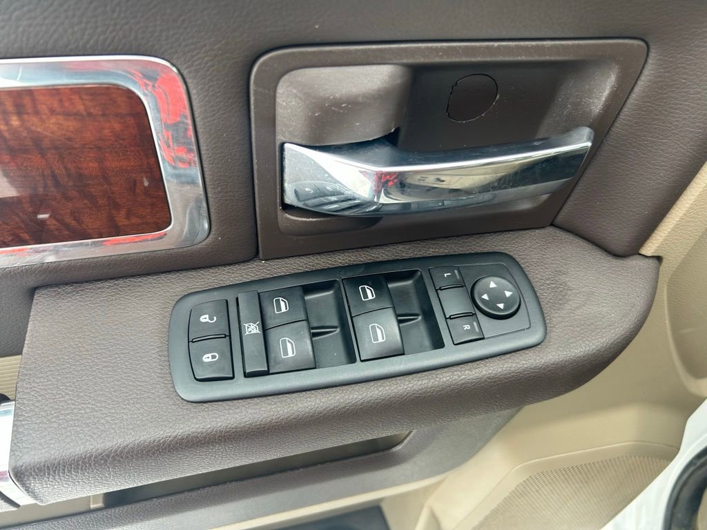 Used 2011 RAM 1500 Laramie image 17