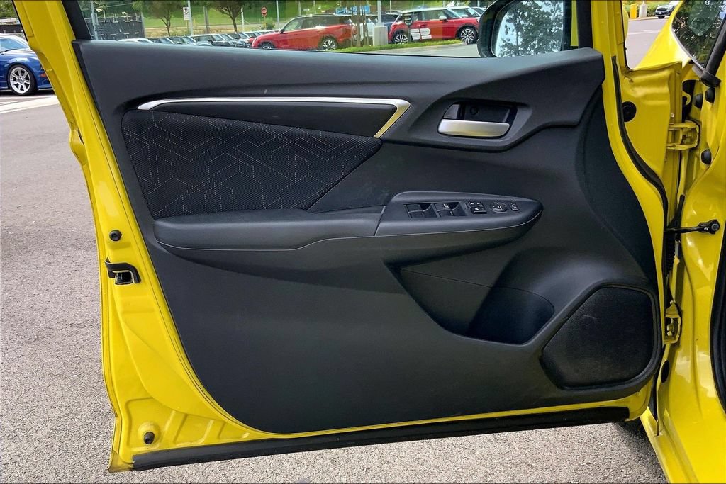 Used 2015 Honda Fit EX image 19
