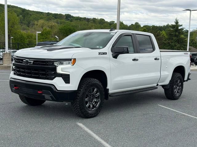 Used 2022 Chevrolet Silverado 1500 LT Trail Boss w/ Protection Package AWD/4WD image 9