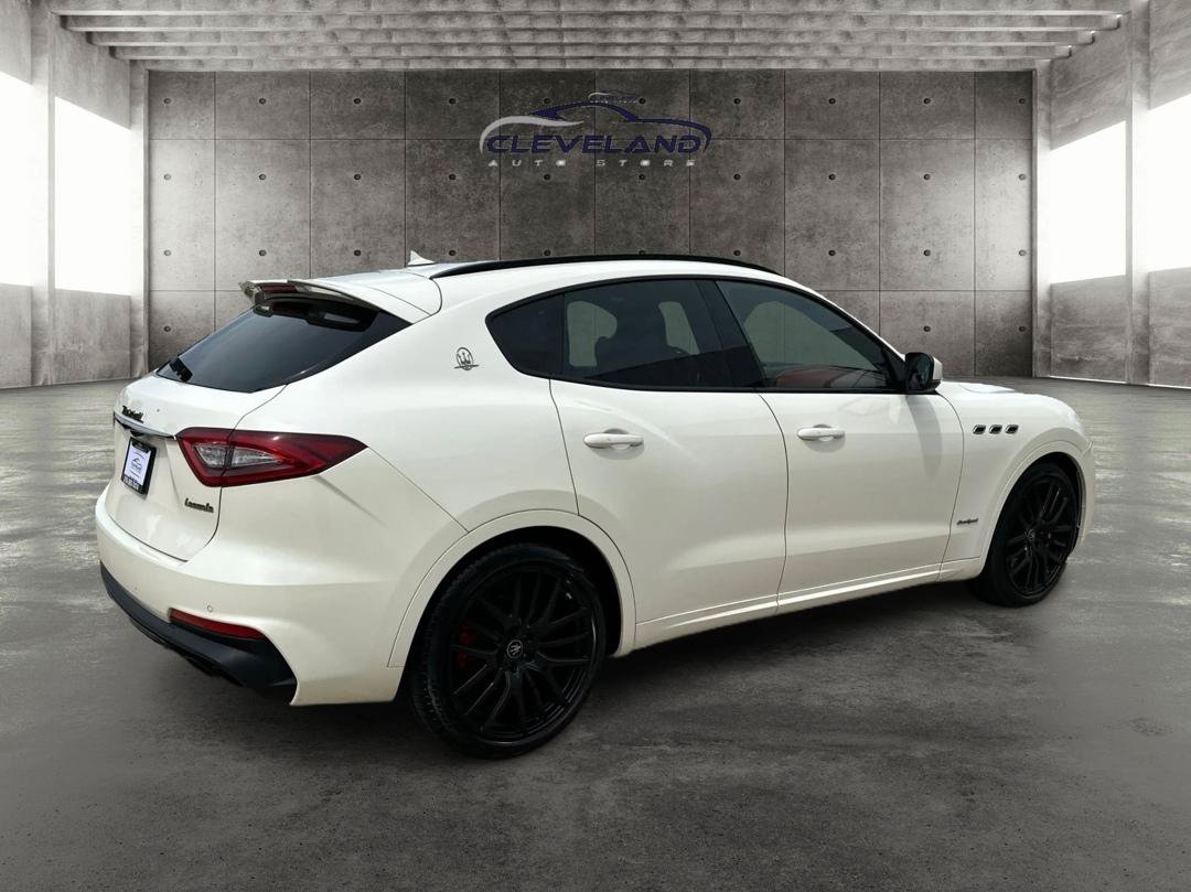 Used 2019 Maserati Levante S GranSport AWD/4WD image 3