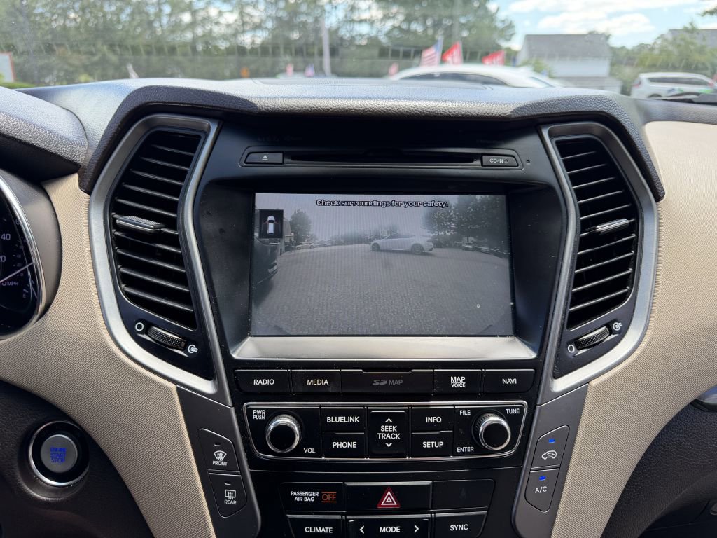 Used 2017 Hyundai Santa Fe Sport w/ 2.4L Tech Package 04 FWD image 16