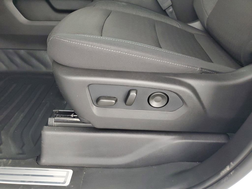 New 2026 Chevrolet Silverado 2500 LT w/ Convenience Package image 16