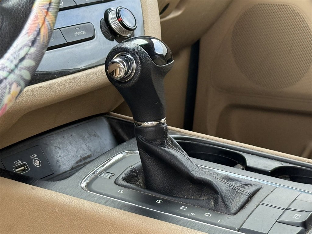 Used 2016 Kia Sedona LX image 20