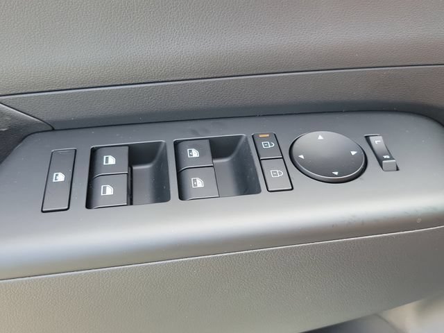 New 2026 Hyundai Kona SEL Sport FWD image 17