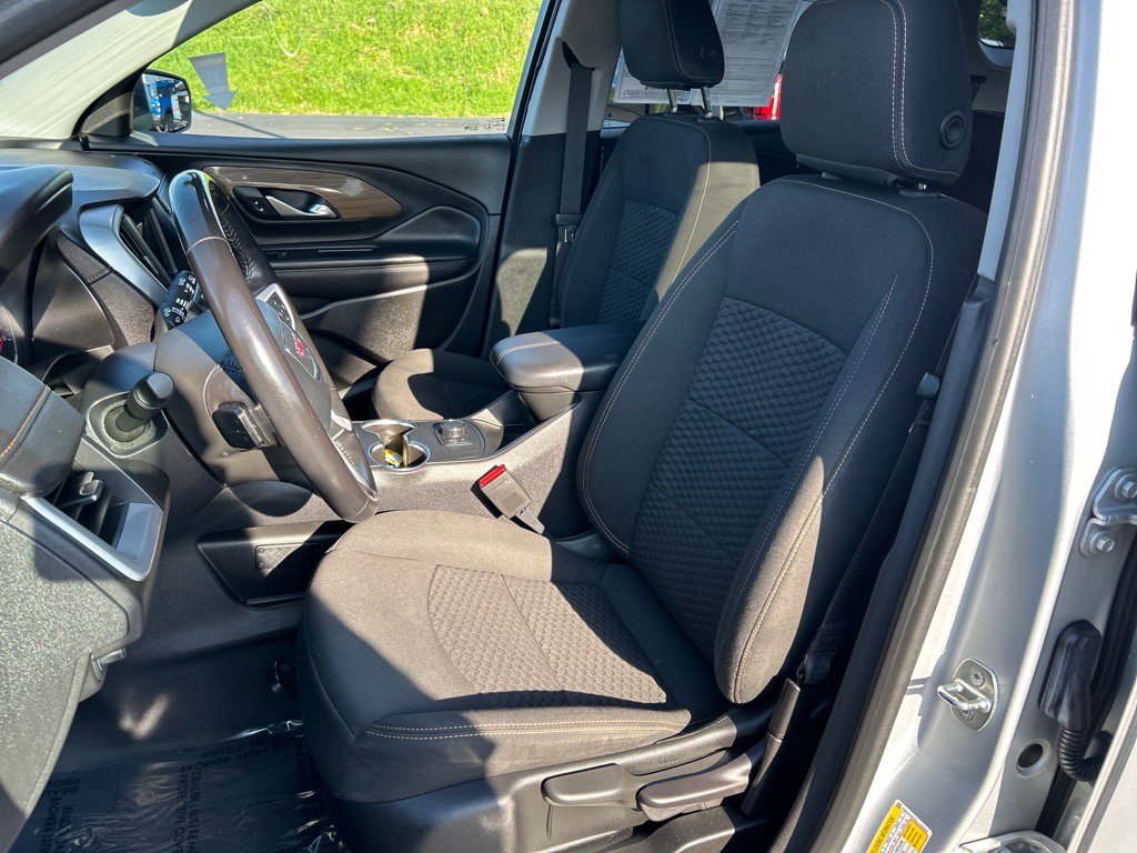 Used 2020 GMC Terrain SLE image 7