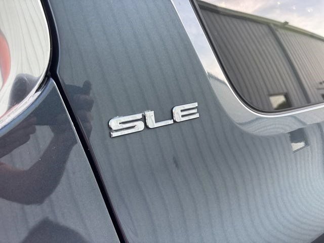 Used 2019 GMC Acadia SLE AWD/4WD image 48