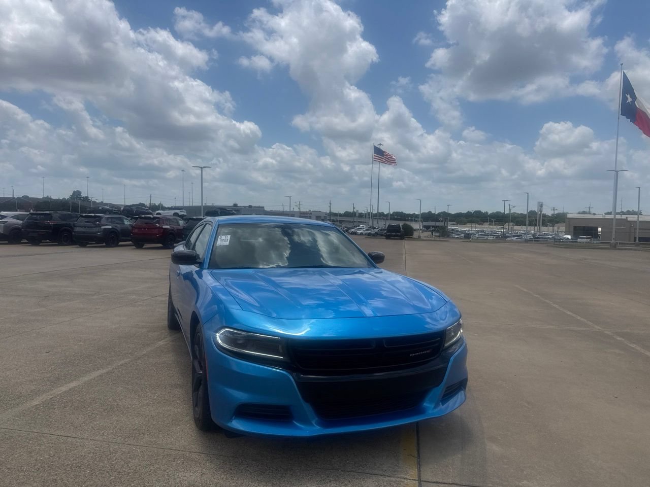 Used 2023 Dodge Charger SXT w/ Blacktop Package RWD image 3