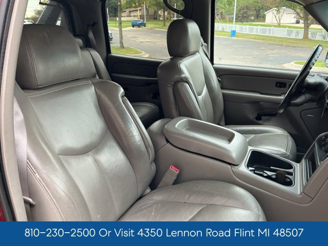 Used 2006 Chevrolet Avalanche Z71 w/ Sun And Sound Package AWD/4WD image 40