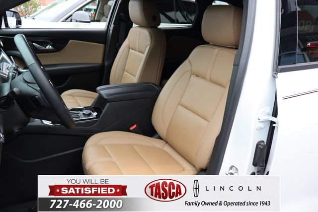 Used 2024 Chevrolet Blazer Premier w/ Enhanced Convenience Package FWD image 14