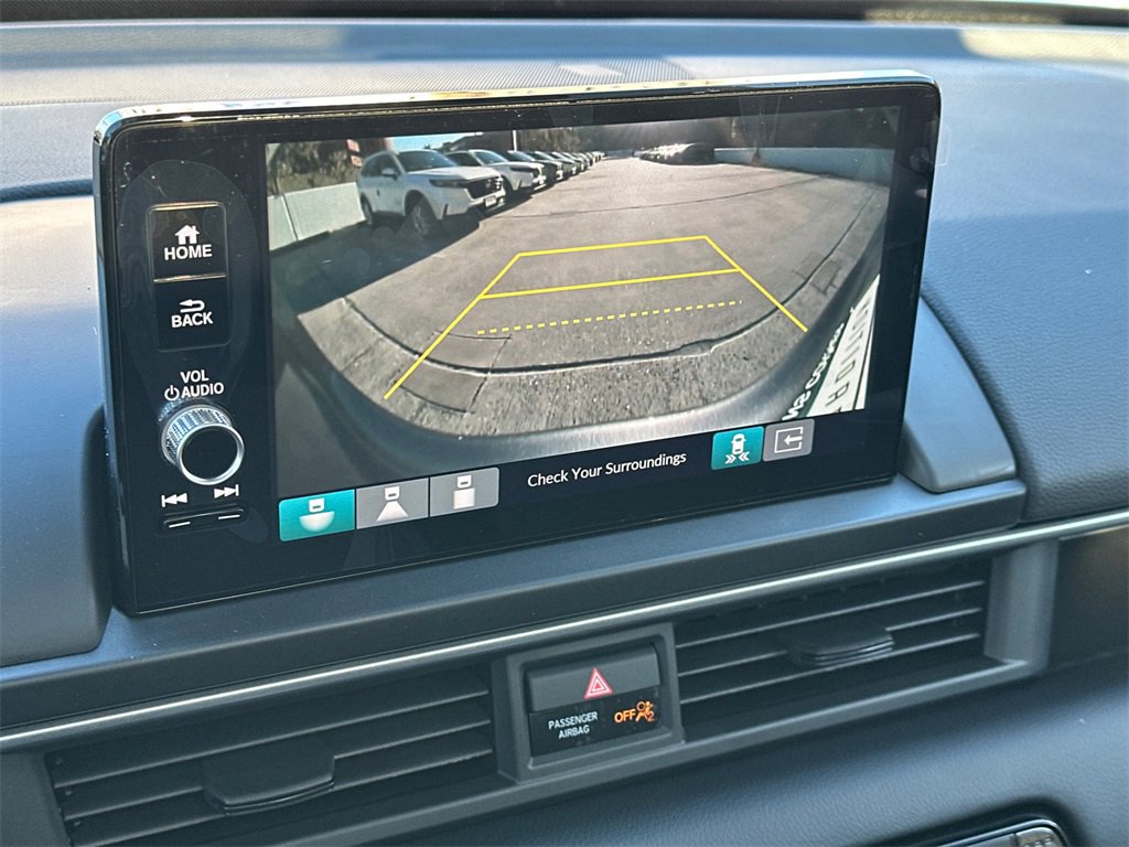 New 2025 Honda Pilot Touring image 28