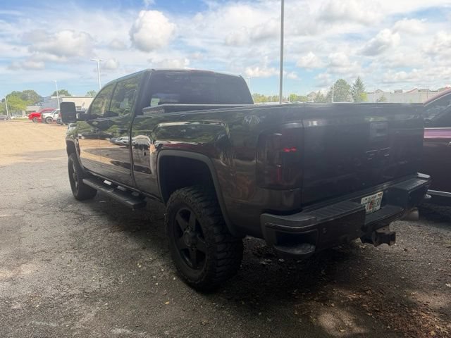 Used 2015 GMC Sierra 2500 Denali w/ Duramax Plus Package AWD/4WD image 4