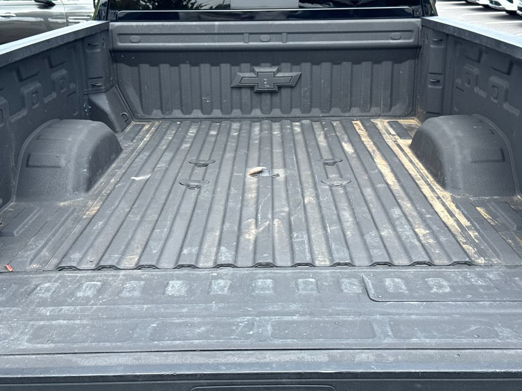 Used 2022 Chevrolet Silverado 2500 LTZ w/ LTZ Plus Package AWD/4WD image 18