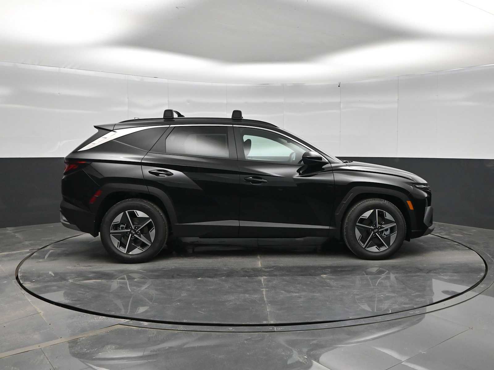 New 2026 Hyundai Tucson SEL FWD image 9