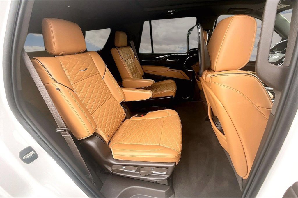 Used 2024 Cadillac Escalade Sport w/ LPO, ONYX Package AWD/4WD image 24