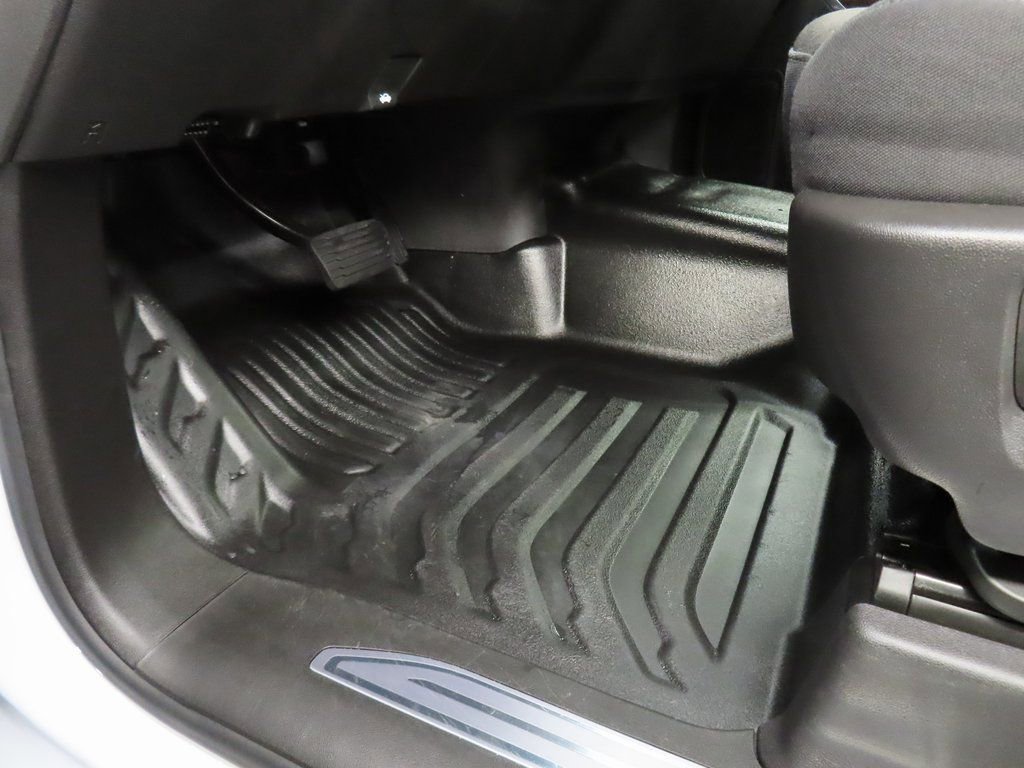 Used 2024 GMC Sierra 3500 SLE w/ SLE Convenience Package image 54