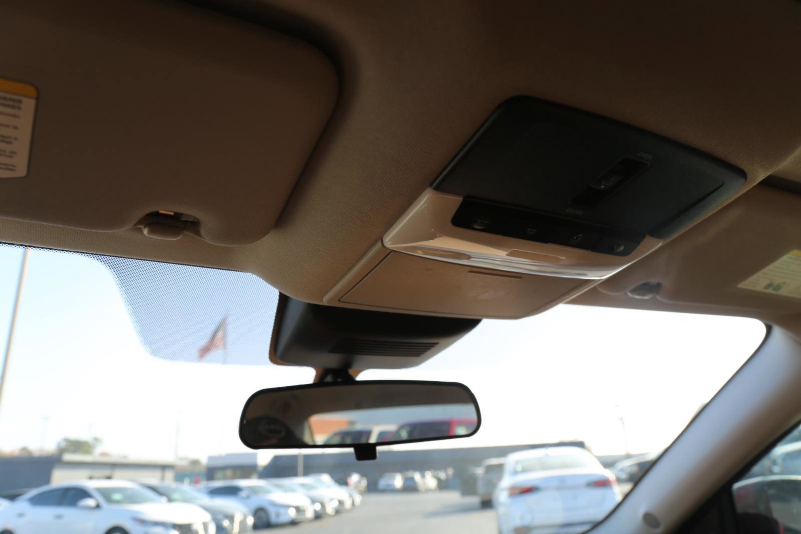 Used 2025 Nissan Sentra SV w/ SV Premium Package image 13