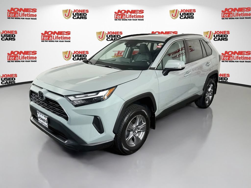 Certified 2022 Toyota RAV4 XLE w/ Convenience Package AWD/4WD image 14
