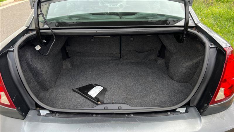 Used 2005 Saturn ION Level 3 w/ Travel Pkg FWD image 33
