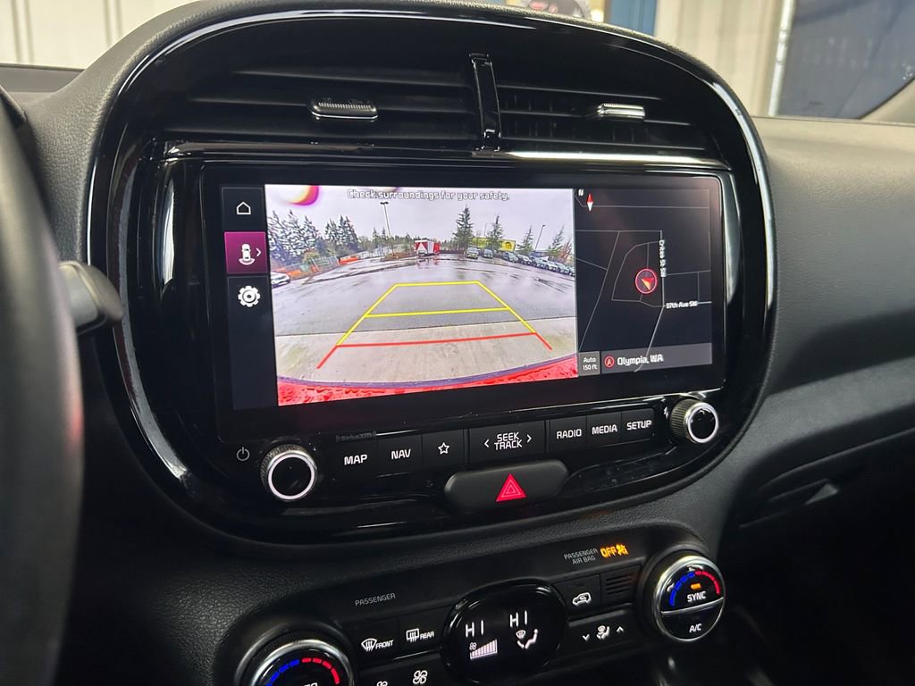 Used 2024 Kia Soul EX image 19