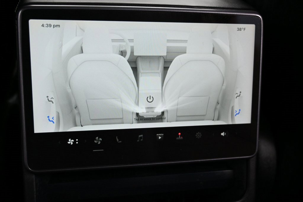 Used 2025 Tesla Model 3 Long Range image 19